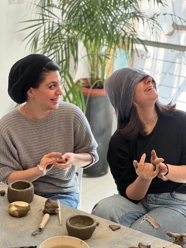 سفالگری با دست آموزشگاه اثر