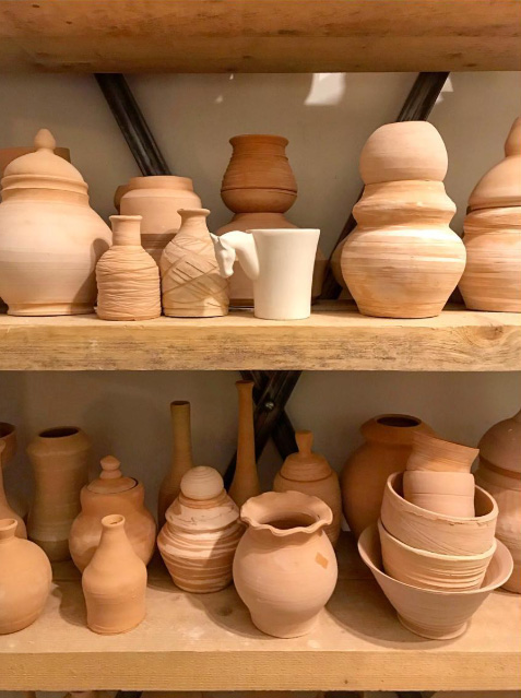 ثمین مسعودی مقدم موسس آموزشگاه سفالگری اثر